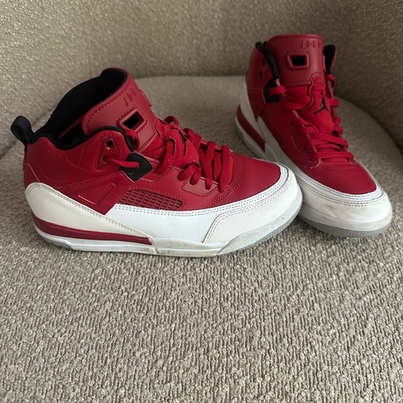 NIKE AIR JORDAN SPIZIKE GYM RED Youth - Picture 1 of 5